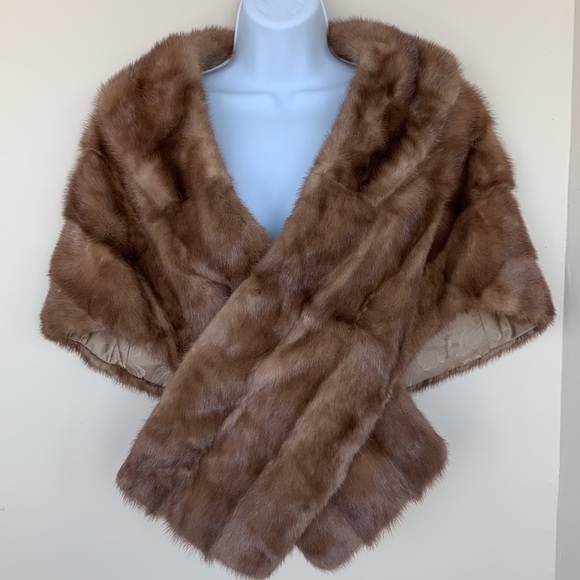 Vintage real Fur cape /shawl - Picture 2 of 4